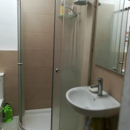 Bett 4 Im Maenner-4-bettzimmer Nur Maenner Only Men Solo Hombres * Mogan