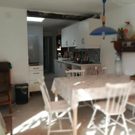 Bett 4 Im Maenner-4-bettzimmer Nur Maenner Only Men Solo Hombres